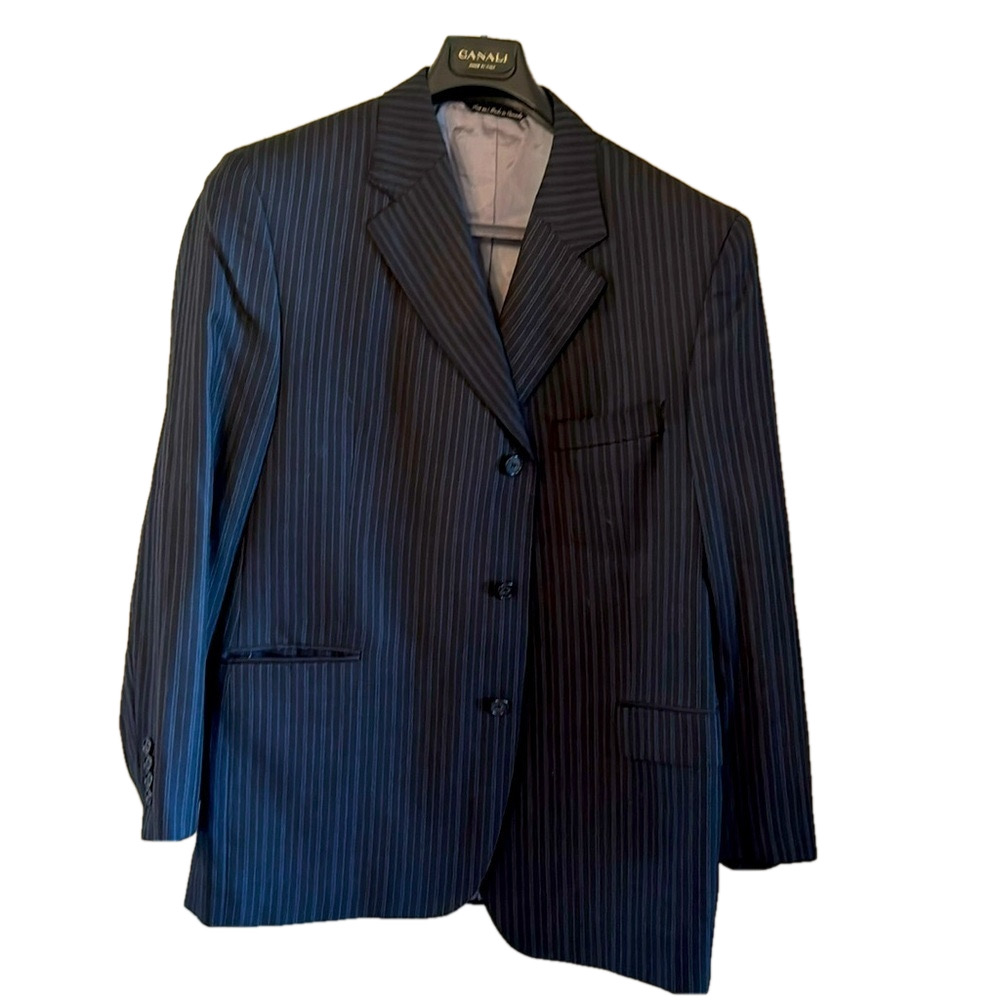 Jack Victor Blazer Pin-Striped 3 button 100% Wool Super120's small flaw see pic.